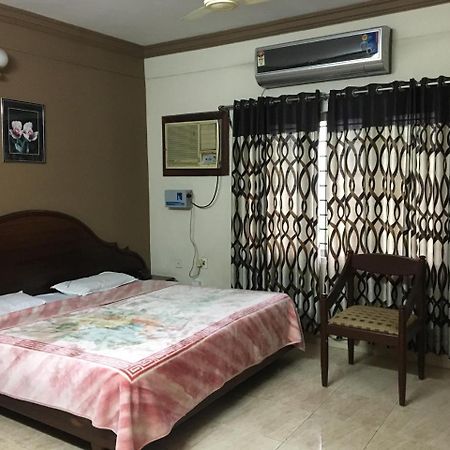 Hotel Royal Wings Nedumbassery Extérieur photo